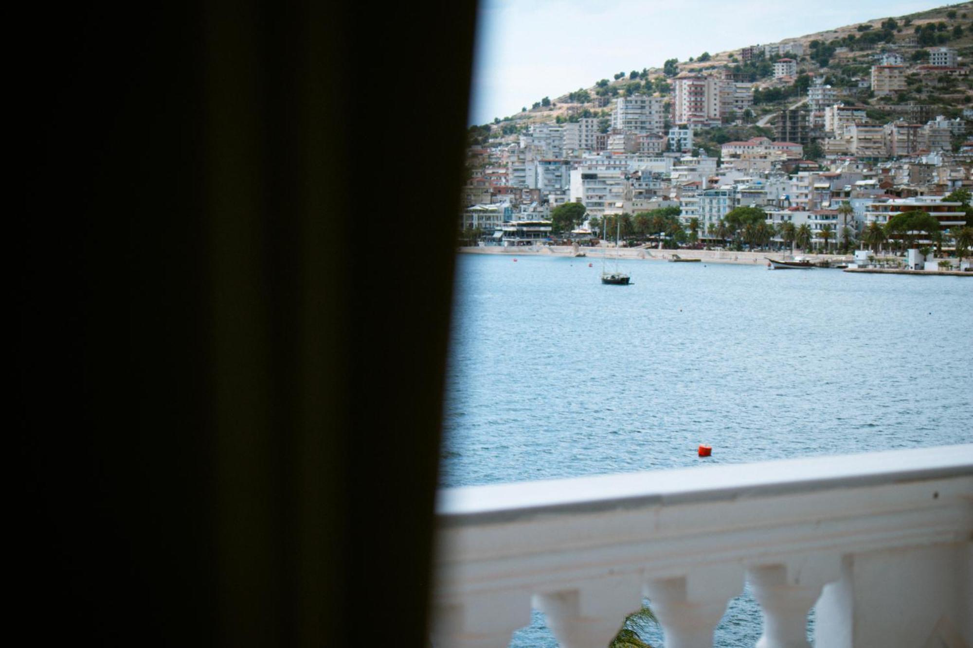 Hotel Fron Sarandë Eksteriør billede