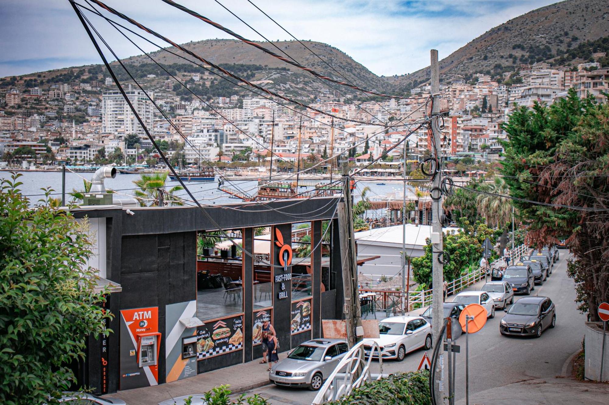 Hotel Fron Sarandë Eksteriør billede