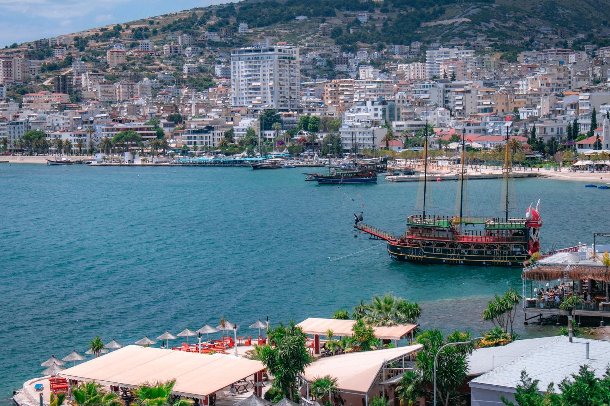 Hotel Fron Sarandë Eksteriør billede