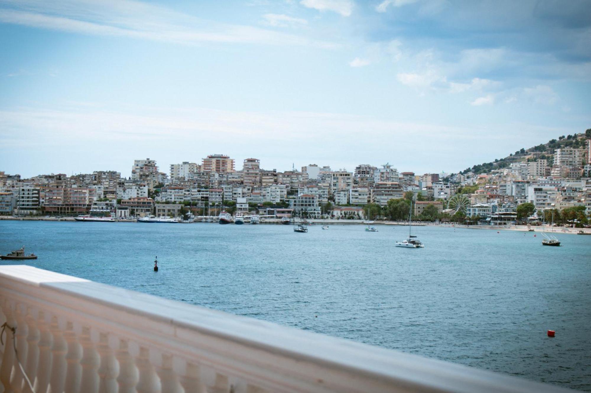 Hotel Fron Sarandë Eksteriør billede